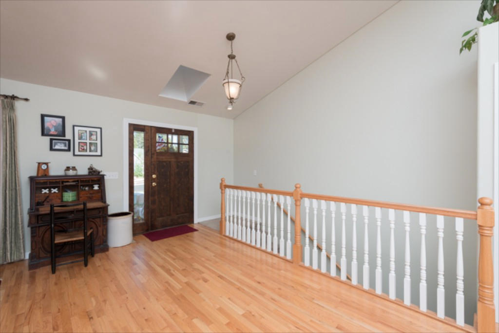 5180 South Opal Road Flagstaff, AZ 86005 - Photo 3 of 37 Entry A