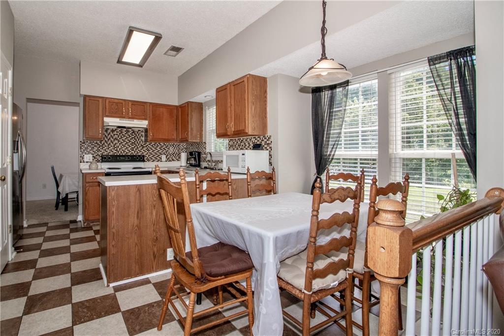 5522 Haybridge Road Charlotte, NC 28269 - Photo 12 of 35 Gallery Image 12