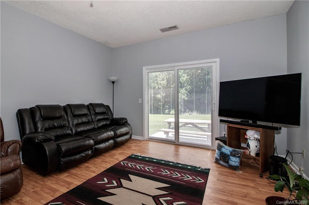 5522 Haybridge Road Charlotte, NC 28269 - Photo 14 of 35 Gallery Image 14
