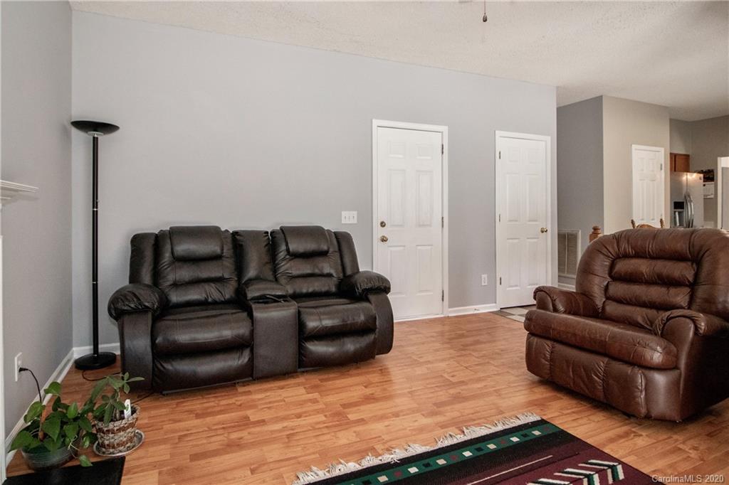 5522 Haybridge Road Charlotte, NC 28269 - Photo 15 of 35 Gallery Image 15
