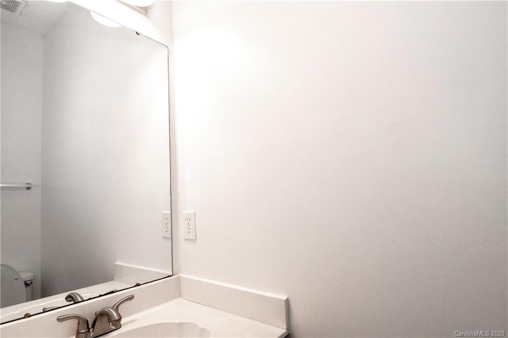 5522 Haybridge Road Charlotte, NC 28269 - Photo 16 of 35 Gallery Image 16