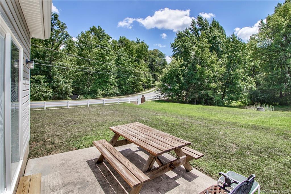5522 Haybridge Road Charlotte, NC 28269 - Photo 29 of 35 Gallery Image 29