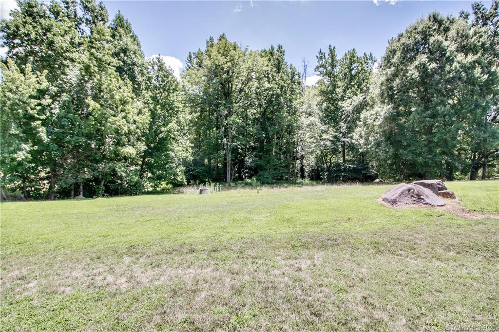 5522 Haybridge Road Charlotte, NC 28269 - Photo 34 of 35 Gallery Image 34