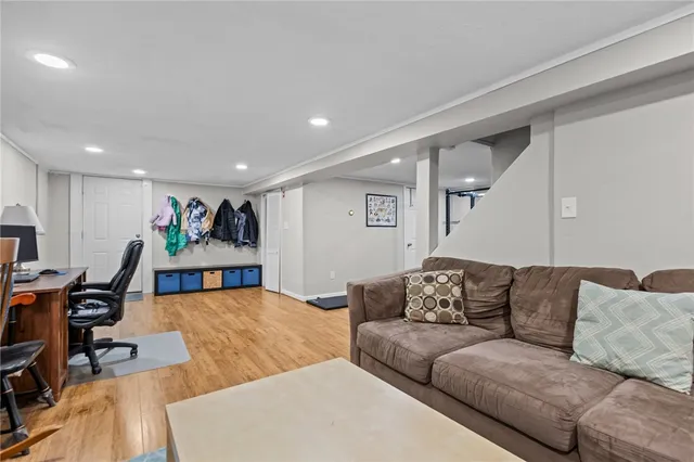 $489,900 | 33 New York Avenue, Cumberland, RI 02864