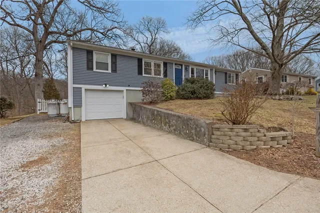 $489,900 | 33 New York Avenue, Cumberland, RI 02864