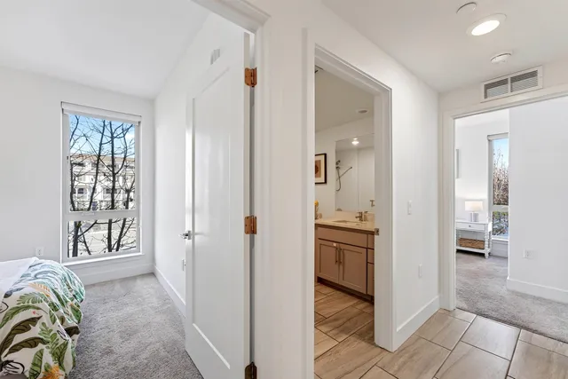 $1,090,000 | 430 Montague Expressway, Unit 20, Milpitas, CA 95035