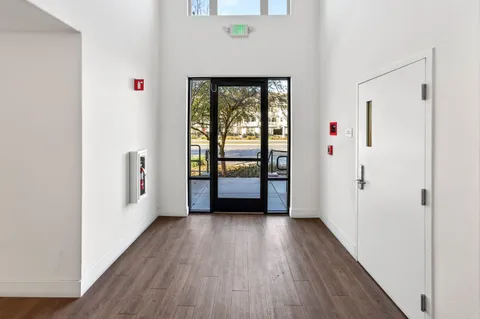 $1,090,000 | 430 Montague Expressway, Unit 20, Milpitas, CA 95035