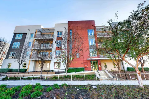 $1,090,000 | 430 Montague Expressway, Unit 20, Milpitas, CA 95035