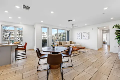 $1,090,000 | 430 Montague Expressway, Unit 20, Milpitas, CA 95035