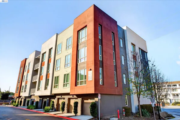 $999,900 | 430 Montague Expressway, Unit 20, Milpitas, CA 95035