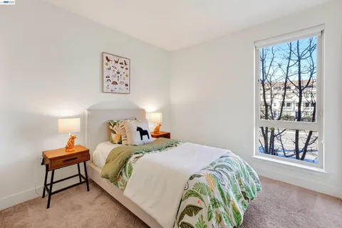 $999,900 | 430 Montague Expressway, Unit 20, Milpitas, CA 95035