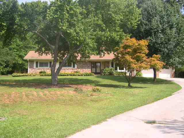 910 Old Liberty Road Easley, SC 29640 - Photo 1 of 9