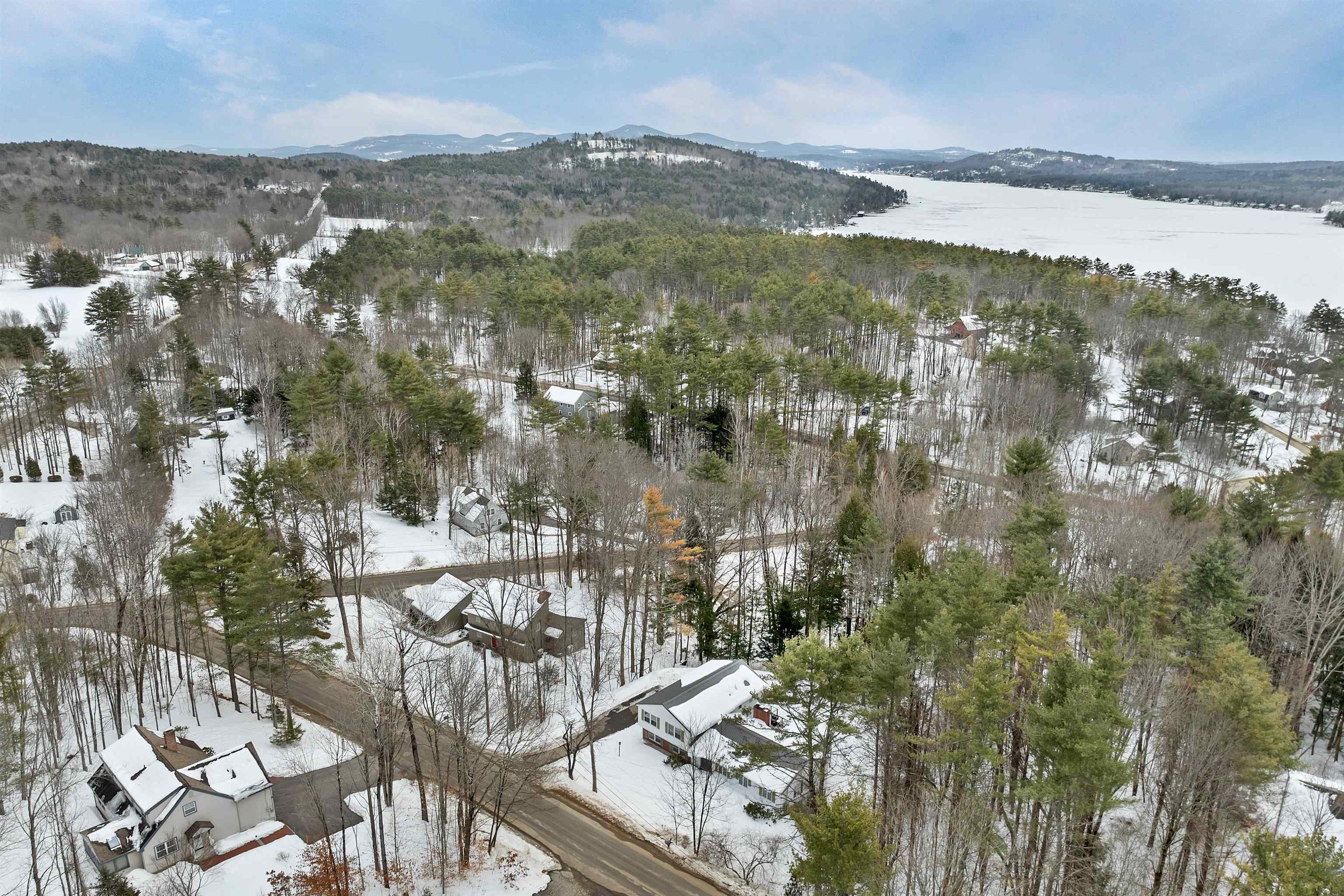 53 Oak-Knoll Road Meredith, NH 03253 - Photo 31 of 32