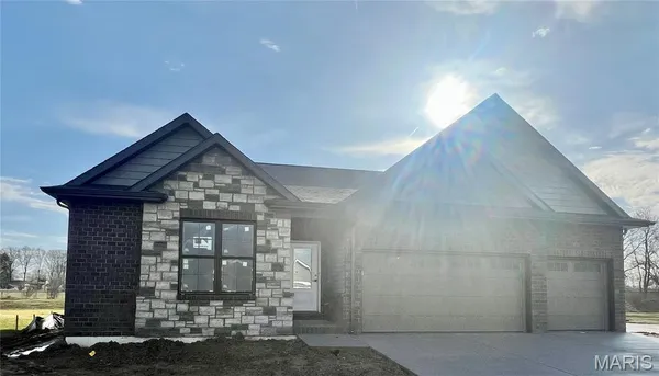 $489,000 | 602 Mortar Street, Mascoutah, IL 62258