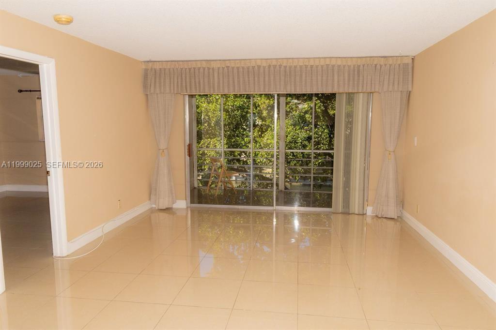 8842 West McNab Road, Unit 302 Tamarac, FL 33321 - Photo 4 of 18