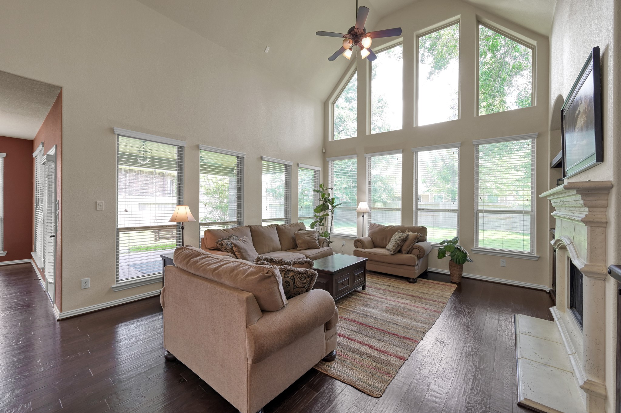2033 Brodie Lane Conroe, TX 77301 - Photo 8 of 42