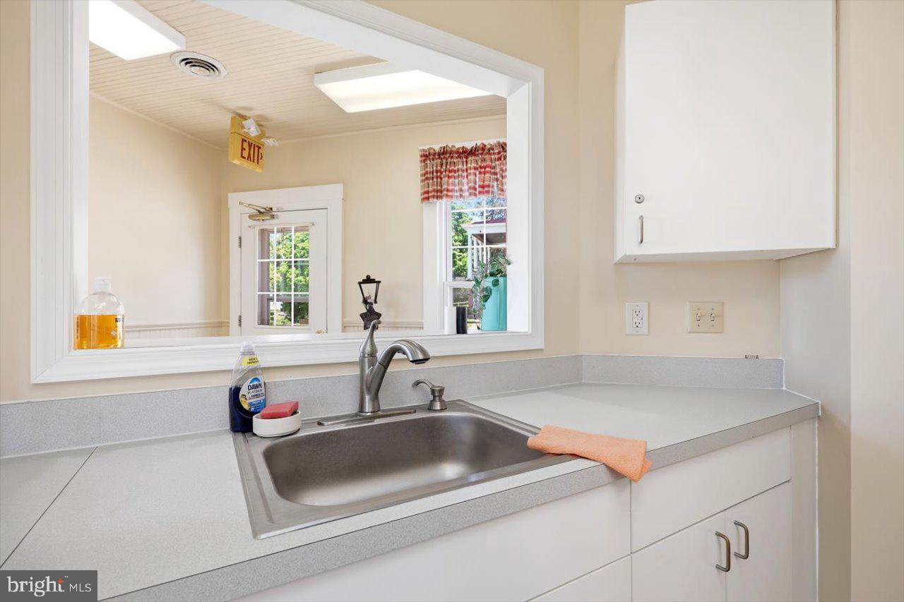 38 Cherry Grove Road Middlebrook, VA 24459 - Photo 7 of 37 Gallery Image 7