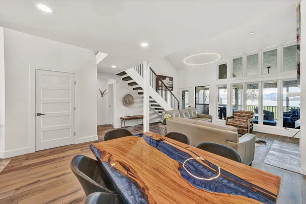 $1,779,900 | 175 Clubhouse Towers Circle, Moneta, VA 24121