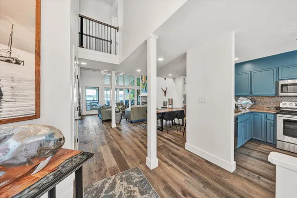 $1,779,900 | 175 Clubhouse Towers Circle, Moneta, VA 24121