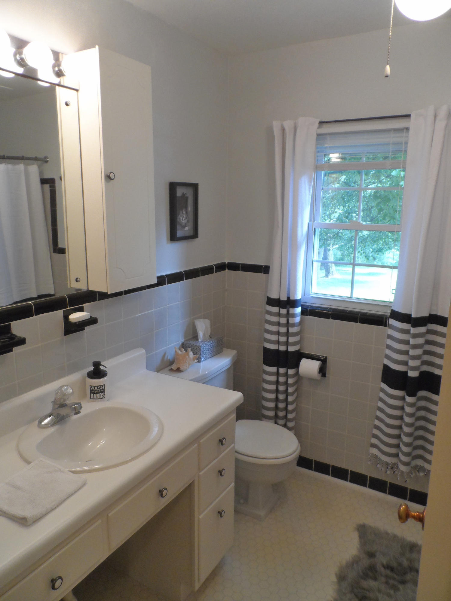 3411 Windsor Road Roanoke, VA 24018 - Photo 16 of 29 full bath
