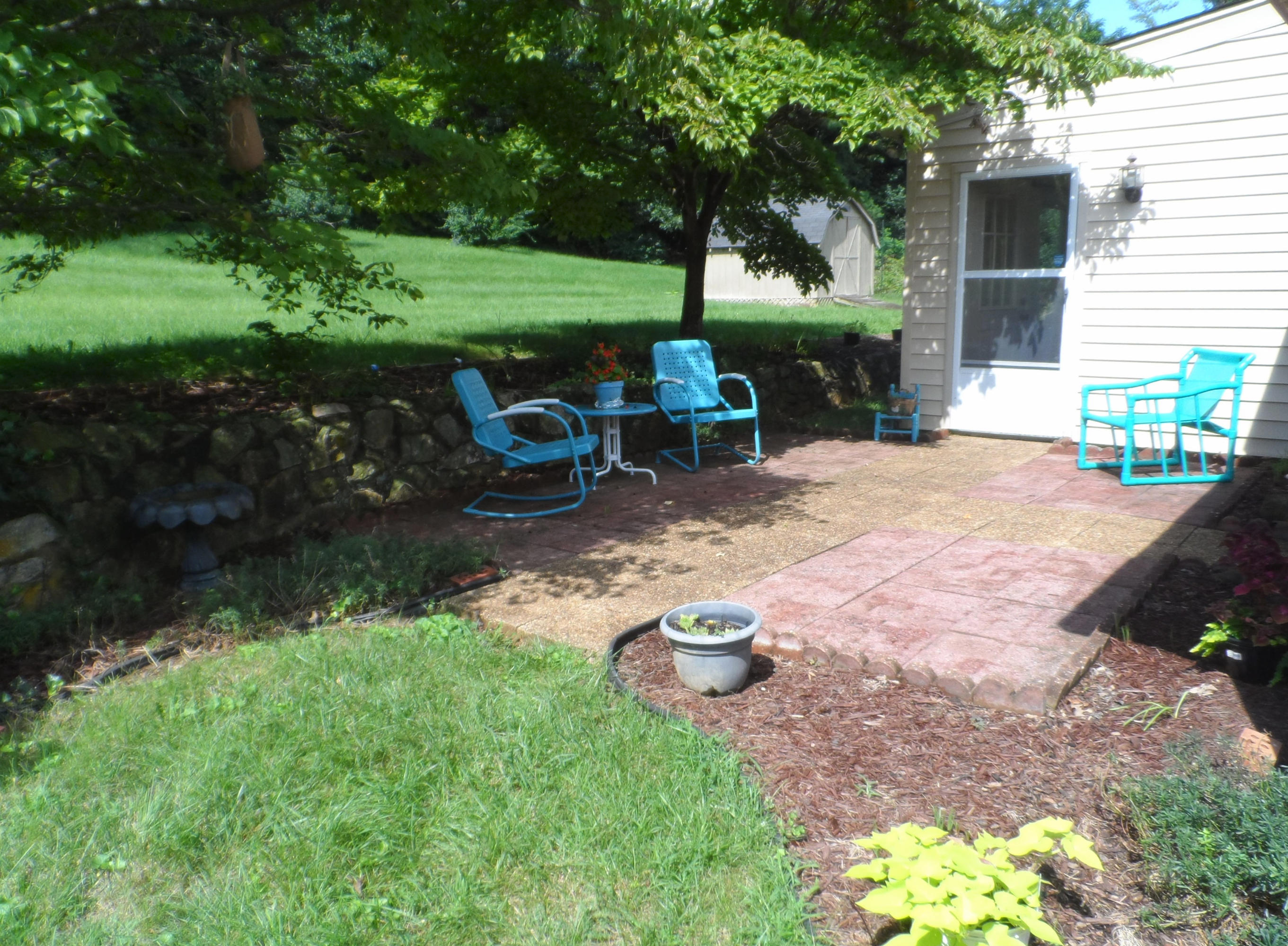 3411 Windsor Road Roanoke, VA 24018 - Photo 25 of 29 patio alt view