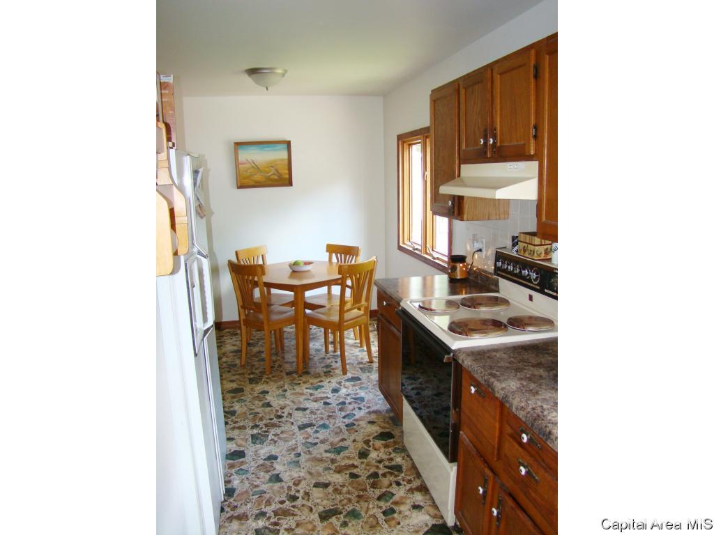 2342 South 12th Street Springfield, IL 62703 - Photo 7 of 18