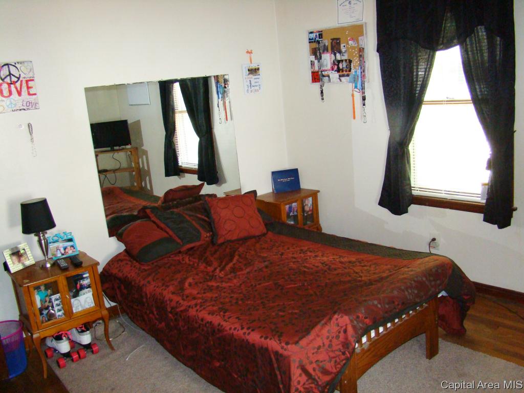 2342 South 12th Street Springfield, IL 62703 - Photo 8 of 18