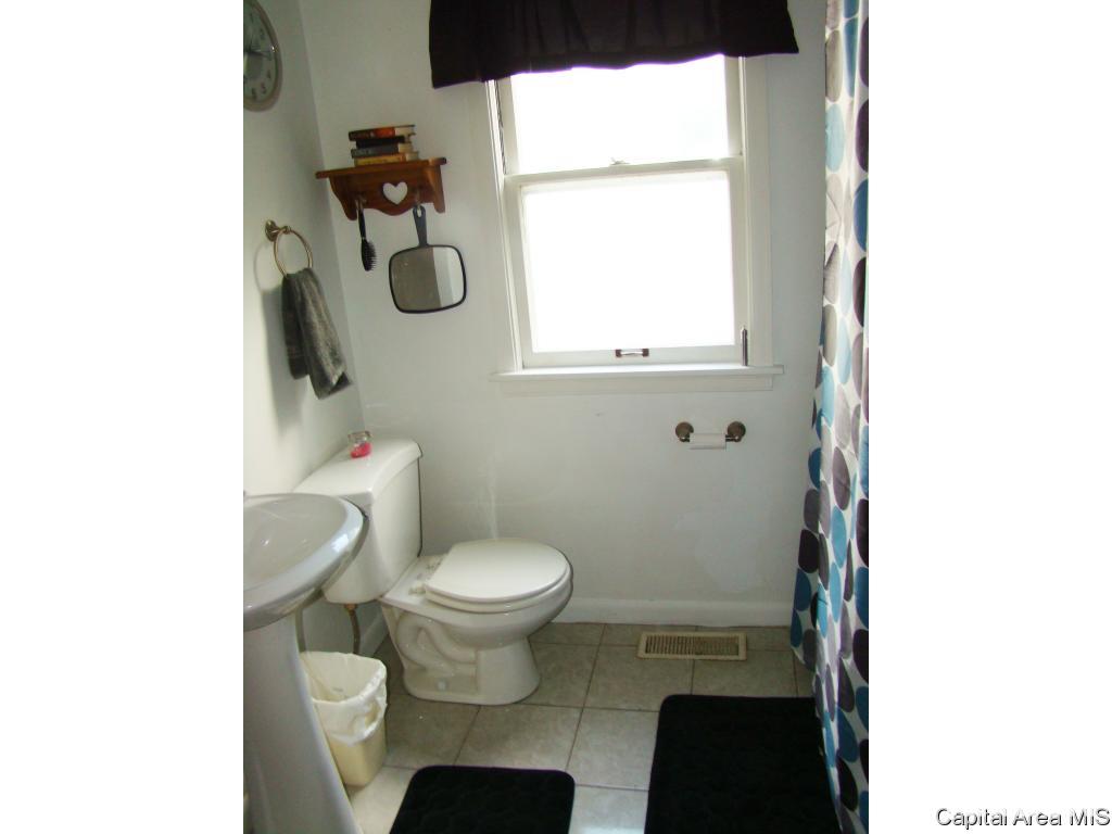 2342 South 12th Street Springfield, IL 62703 - Photo 10 of 18