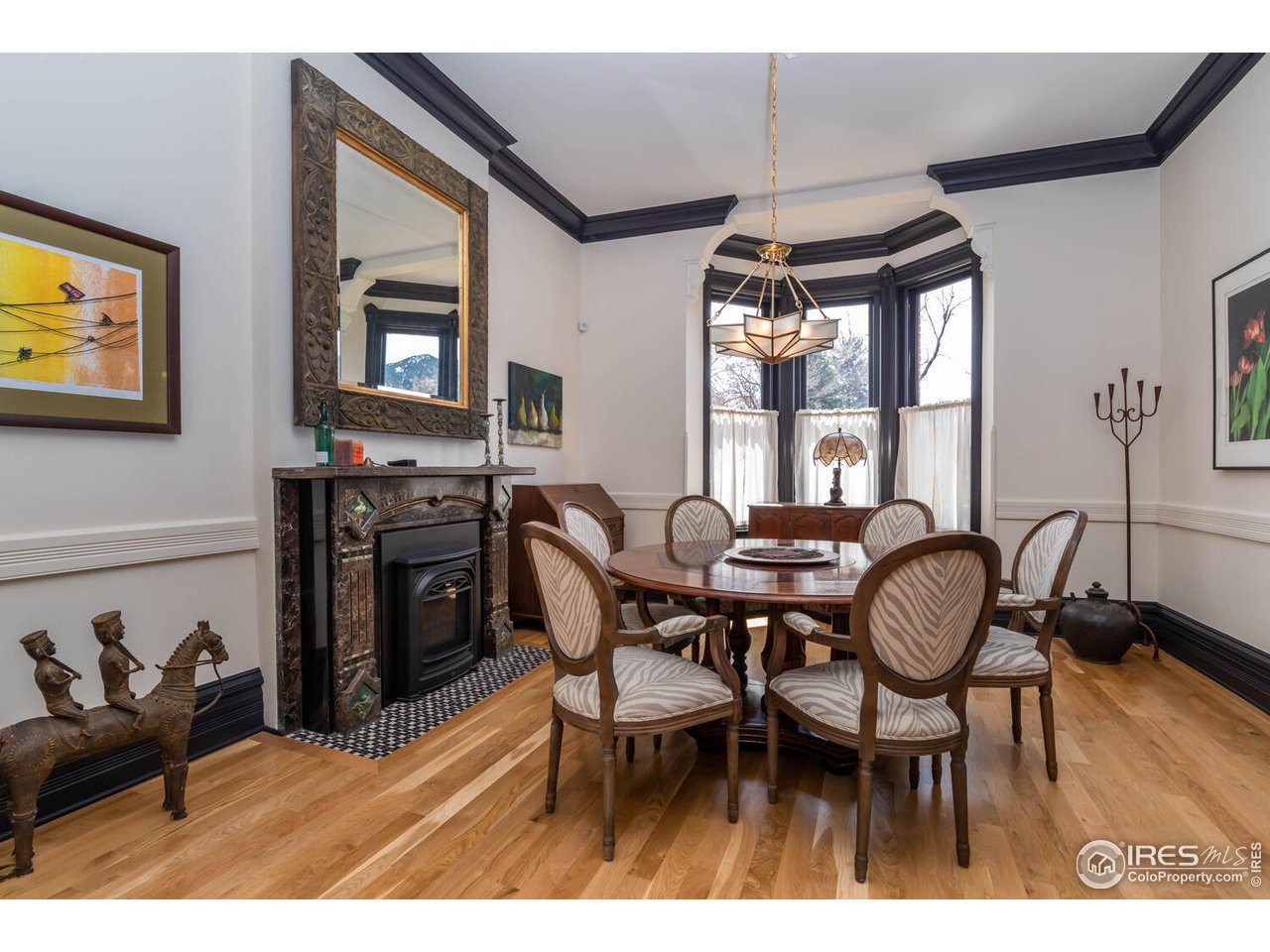 1507 Pine Street Boulder, CO 80302 - Photo 7 of 28 a dining room with furniture and window