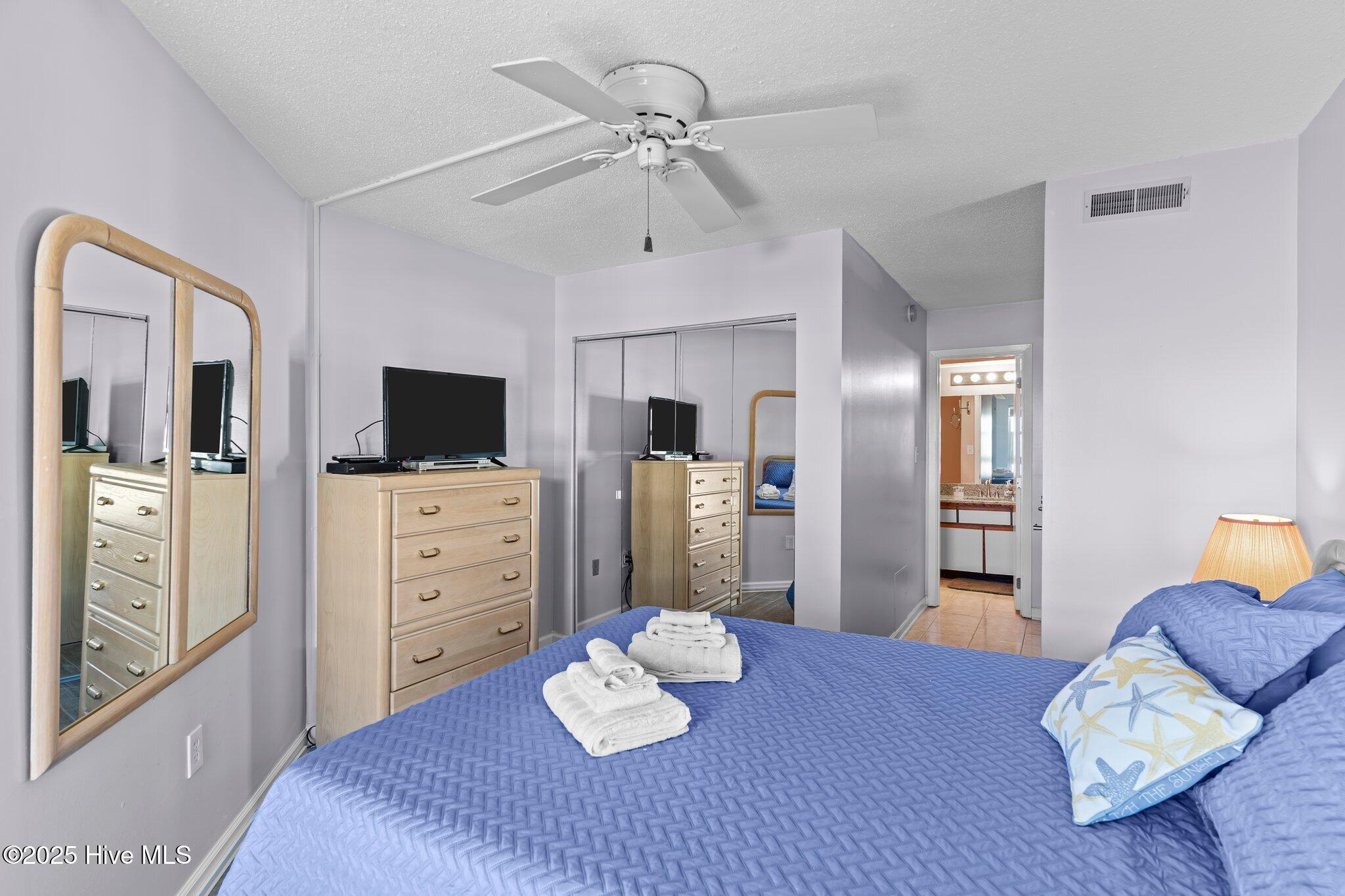 2000 New River Inlet Road, Unit 1409 North Topsail Beach, NC 28460 - Photo 13 of 37 21-web-or-mls-BTS09823
