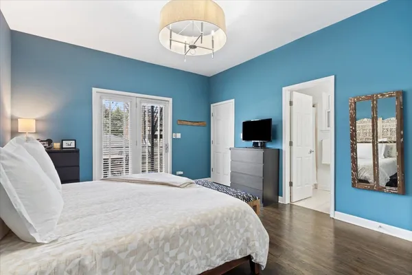 2343 North Leavitt Street, Unit 1, Chicago, IL 60647