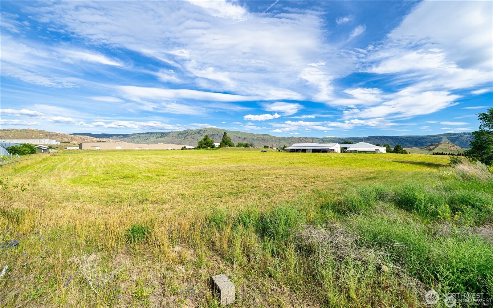24 Miller Road Chelan, WA 98816 - Photo 16 of 23