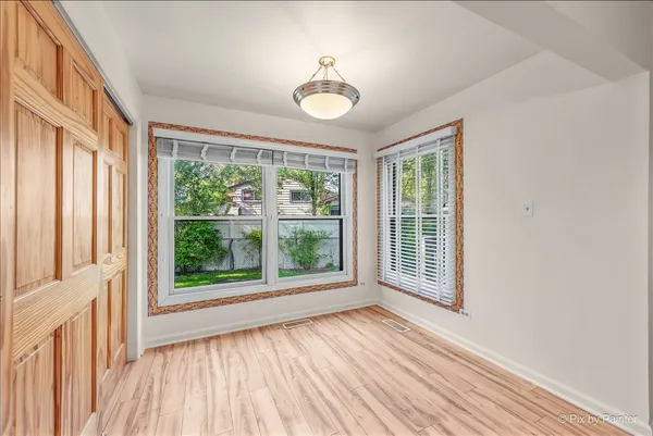 $639,000 | 3116 Mary Kay Lane, Glenview, IL 60026