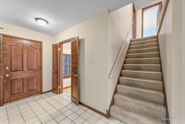 $639,000 | 3116 Mary Kay Lane, Glenview, IL 60026