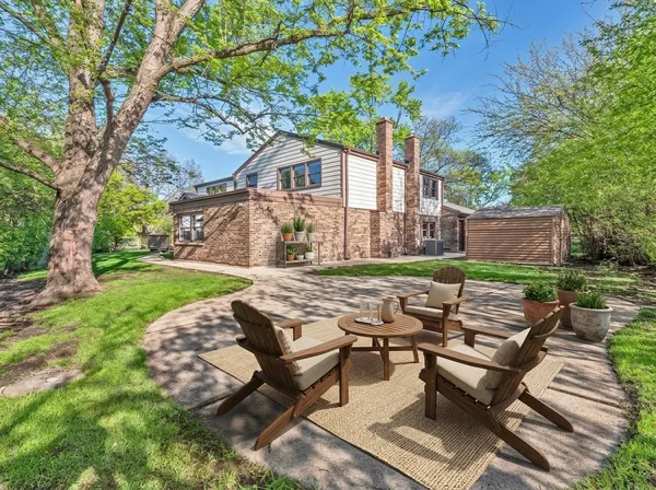 $639,000 | 3116 Mary Kay Lane, Glenview, IL 60026