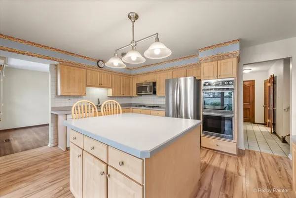 $639,000 | 3116 Mary Kay Lane, Glenview, IL 60026
