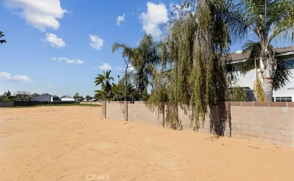 a view of outdoor space yard and entertaining space