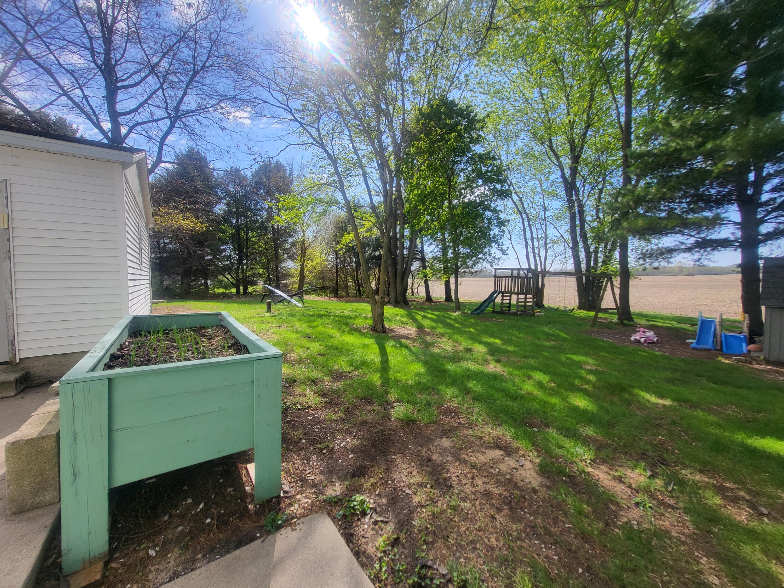 627 East McCoysburg Road Rensselaer, IN 47978 - Photo 23 of 27 3000x2250