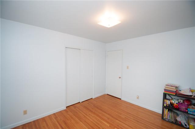 218 Yorktown Road Clarksville, TN 37042 - Photo 12 of 16 Gallery Image 12
