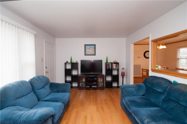 218 Yorktown Road Clarksville, TN 37042 - Photo 3 of 16 Gallery Image 3