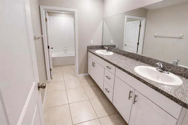 $3,150 | 5355 Night Tide Lane, Wimauma, FL 33598