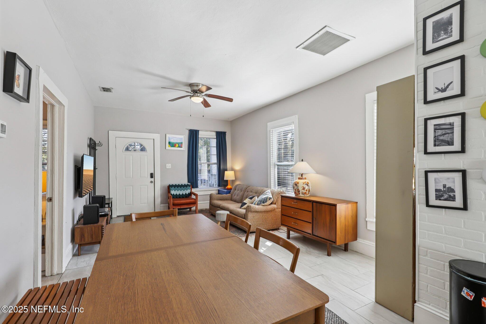 646 Day Avenue Jacksonville, FL 32205 - Photo 9 of 27 a living room with furniture