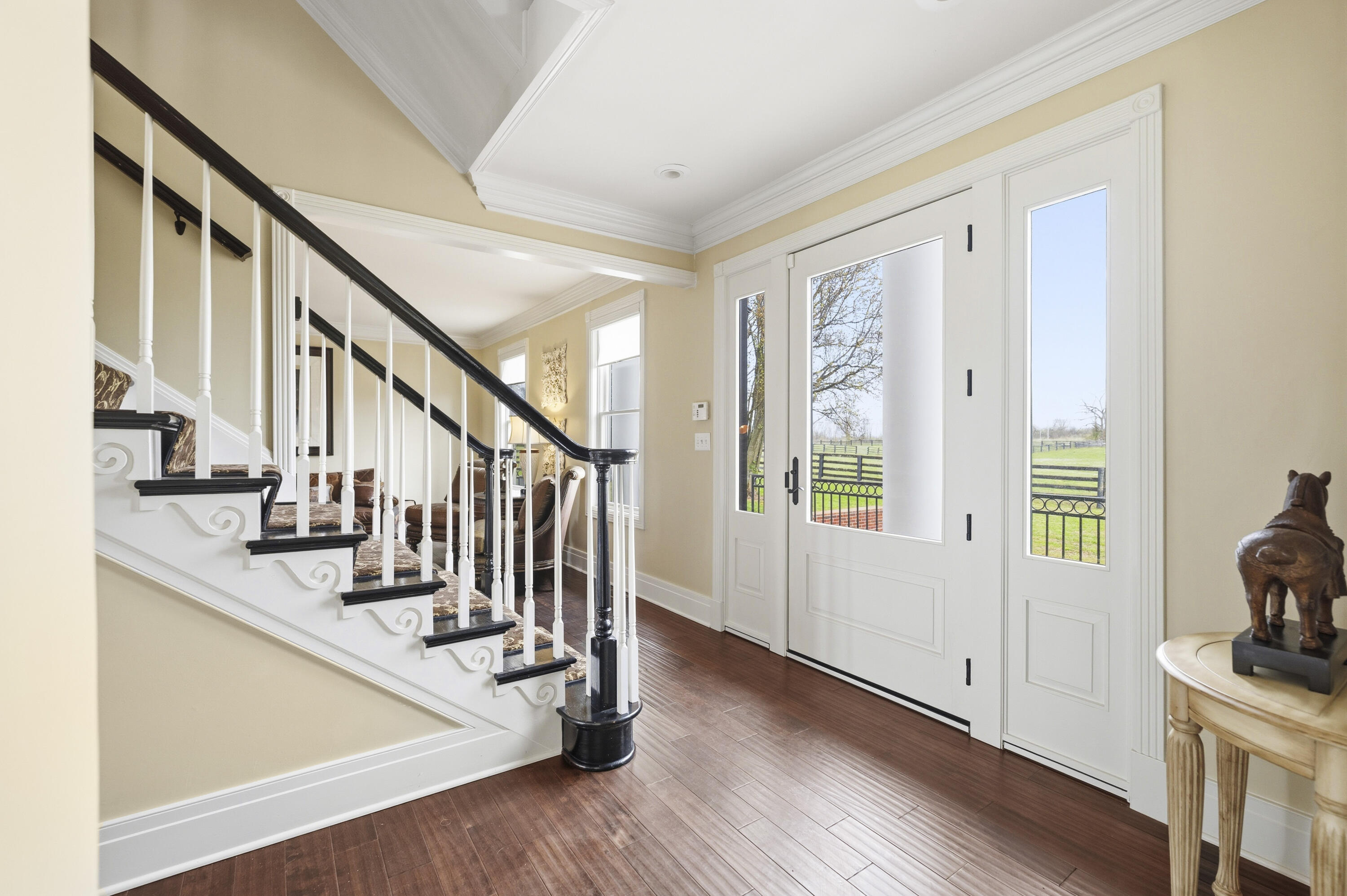 3600 Briar Hill Road Lexington, KY 40516 - Photo 8 of 102 20260330-3600-Briar-Hill-Rd-fh-00018