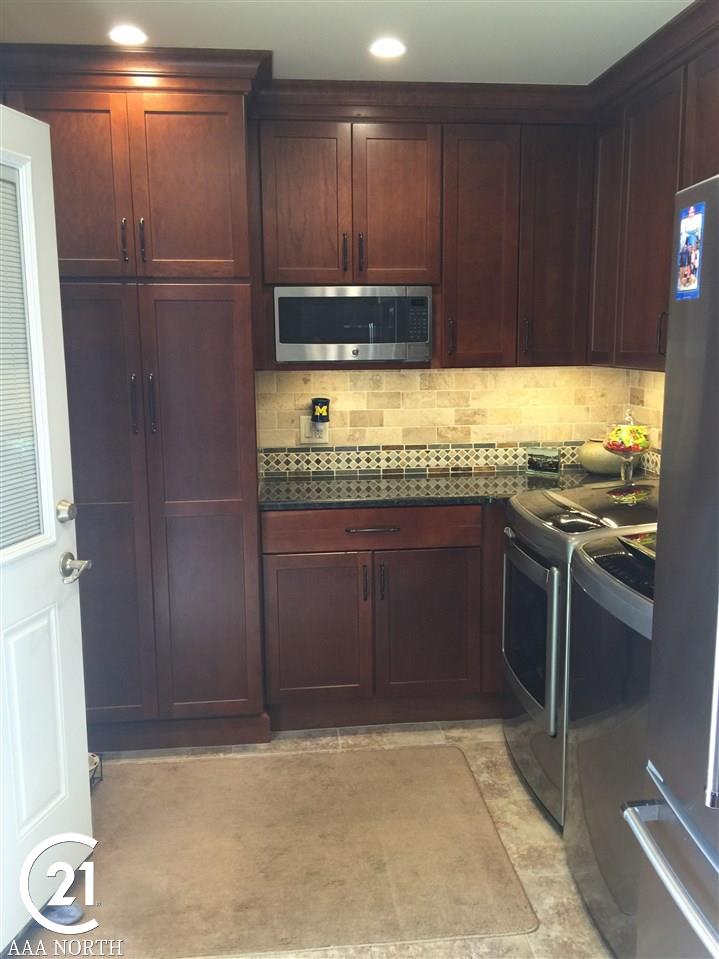 47827 Roland Street Shelby, MI 48317 - Photo 7 of 50