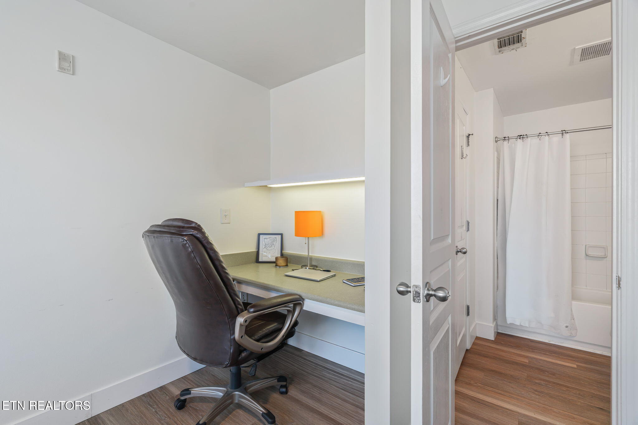 3704 Spruce Ridge Way, Unit 2021 Knoxville, TN 37920 - Photo 11 of 38 Bedroom 2/Desk Space