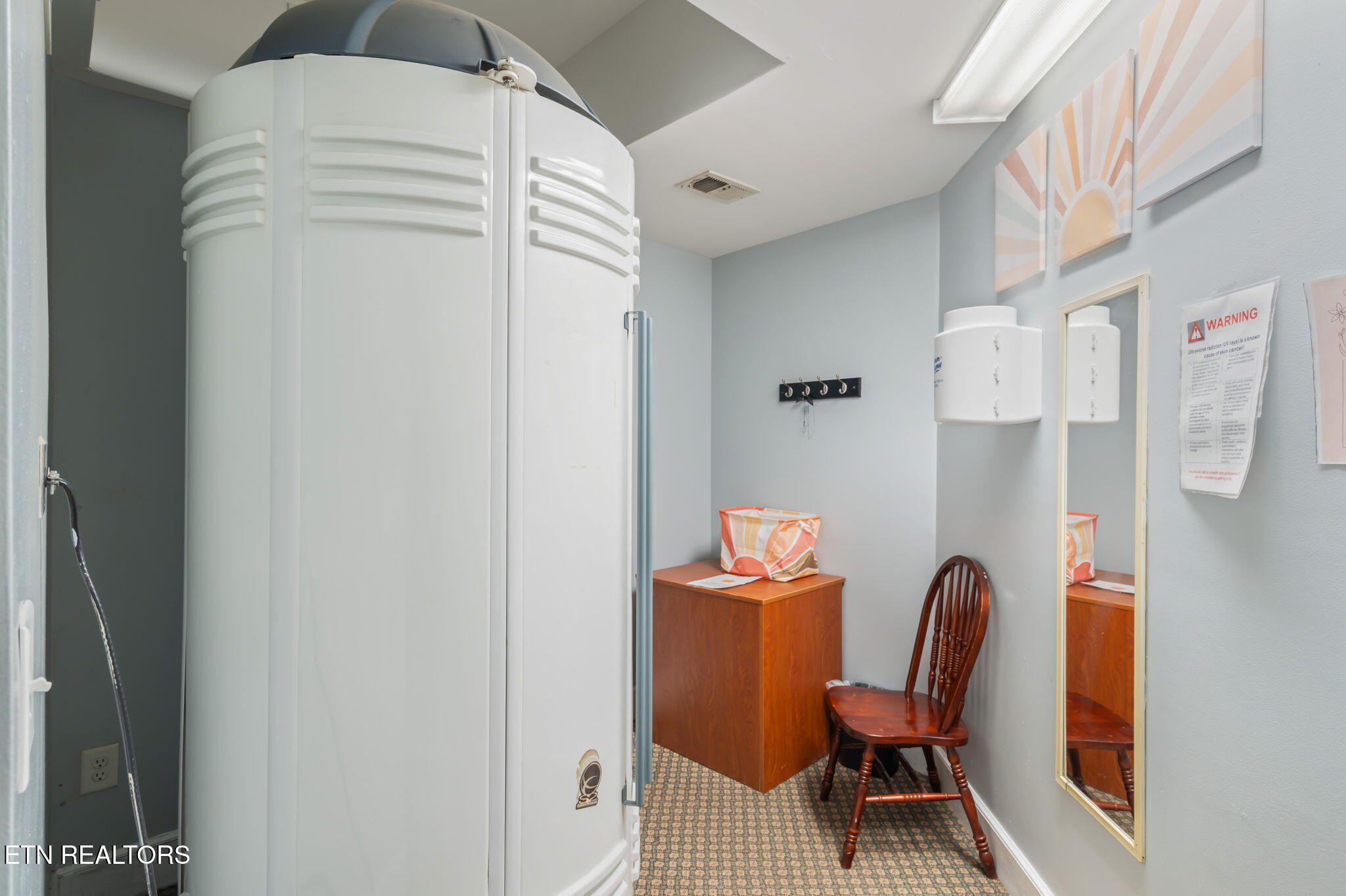 3704 Spruce Ridge Way, Unit 2021 Knoxville, TN 37920 - Photo 35 of 38 Tanning Room