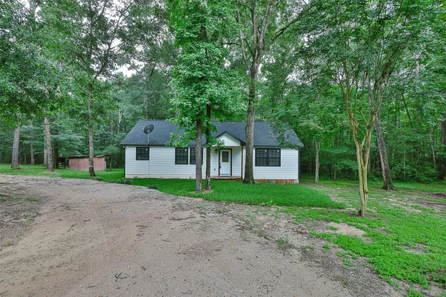 $1,650 | 12028 Cedar Lane, Conroe, TX 77303