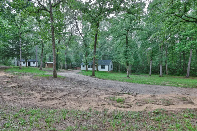 $1,650 | 12028 Cedar Lane, Conroe, TX 77303