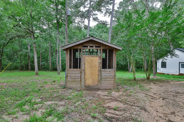 $1,650 | 12028 Cedar Lane, Conroe, TX 77303