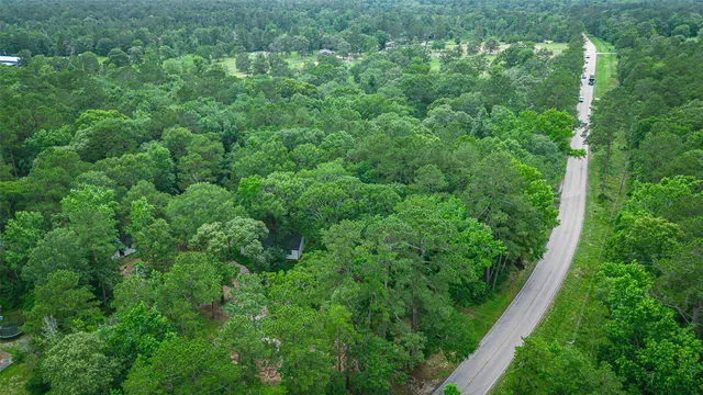 $1,650 | 12028 Cedar Lane, Conroe, TX 77303